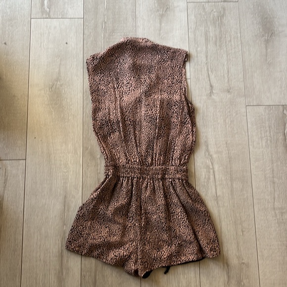 ROBERT RODRIGUEZ SHORT ROMPER TAN AND BLACK 100% SILK SIZE 8 TIE WAIST GORGEOUS - Picture 6 of 8